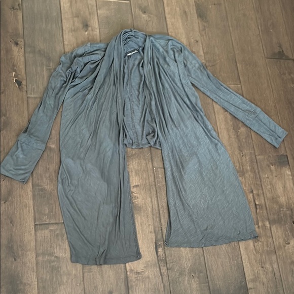 Wet Seal Women's High Low Long Back Cascading Draped cardigan Modern, size small - Picture 3 of 5